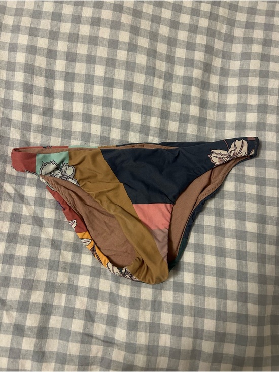Billabong Other - Billabong Floral Colorblock Bikini Bottoms XS